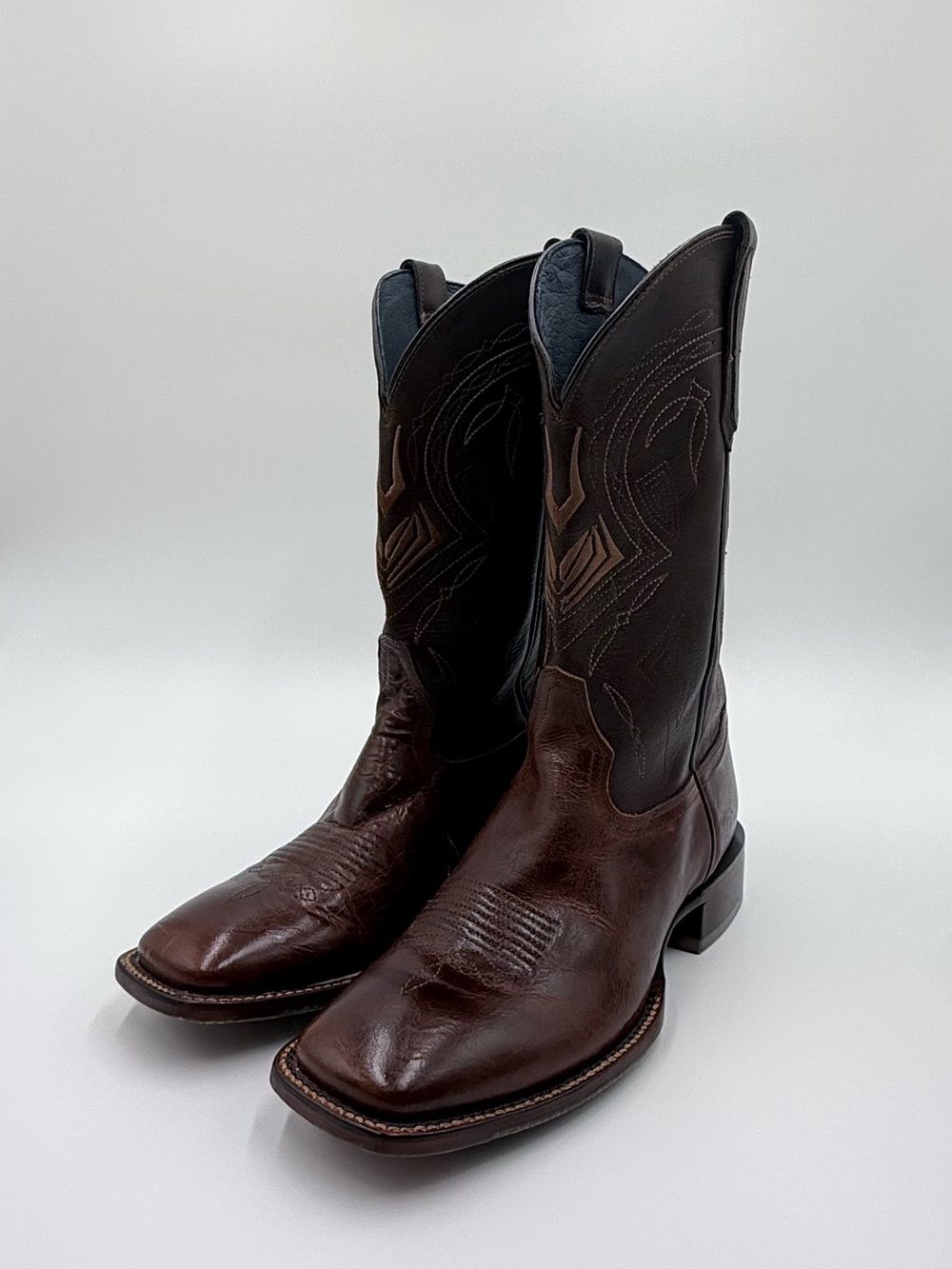 Men's Brown Leather Western Boots - Classic Pull-On Cowboy Style